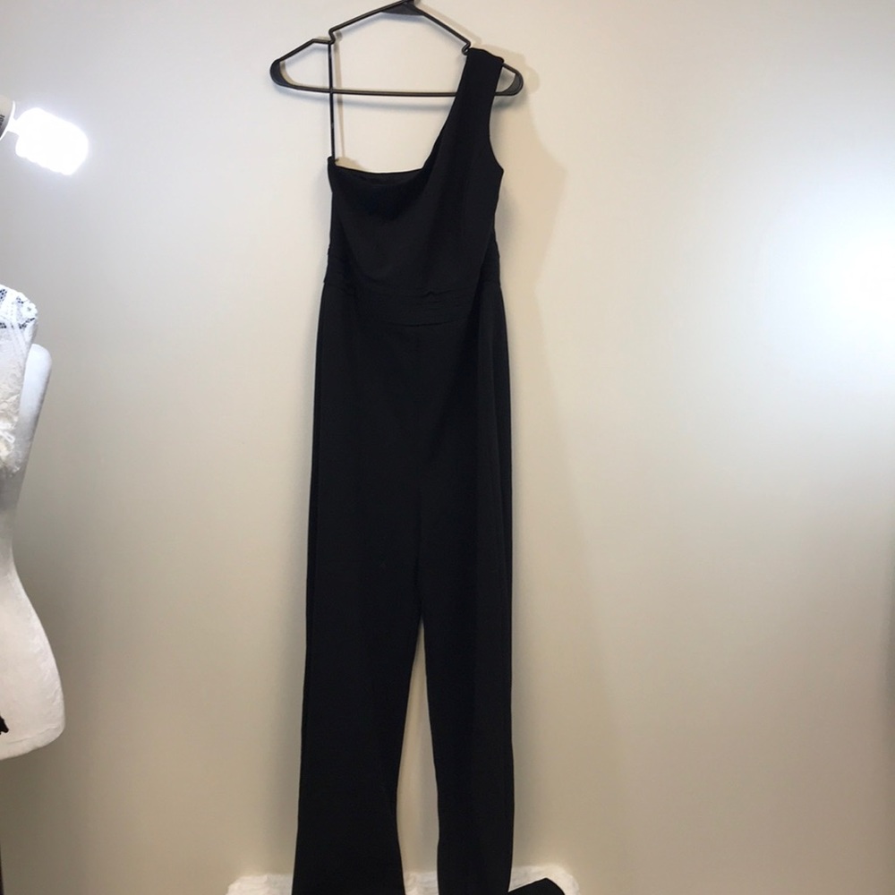 LULUS BEST BUSINESS BLACK ONE SHOULDER JUMPSUIT - Picture 3 of 6